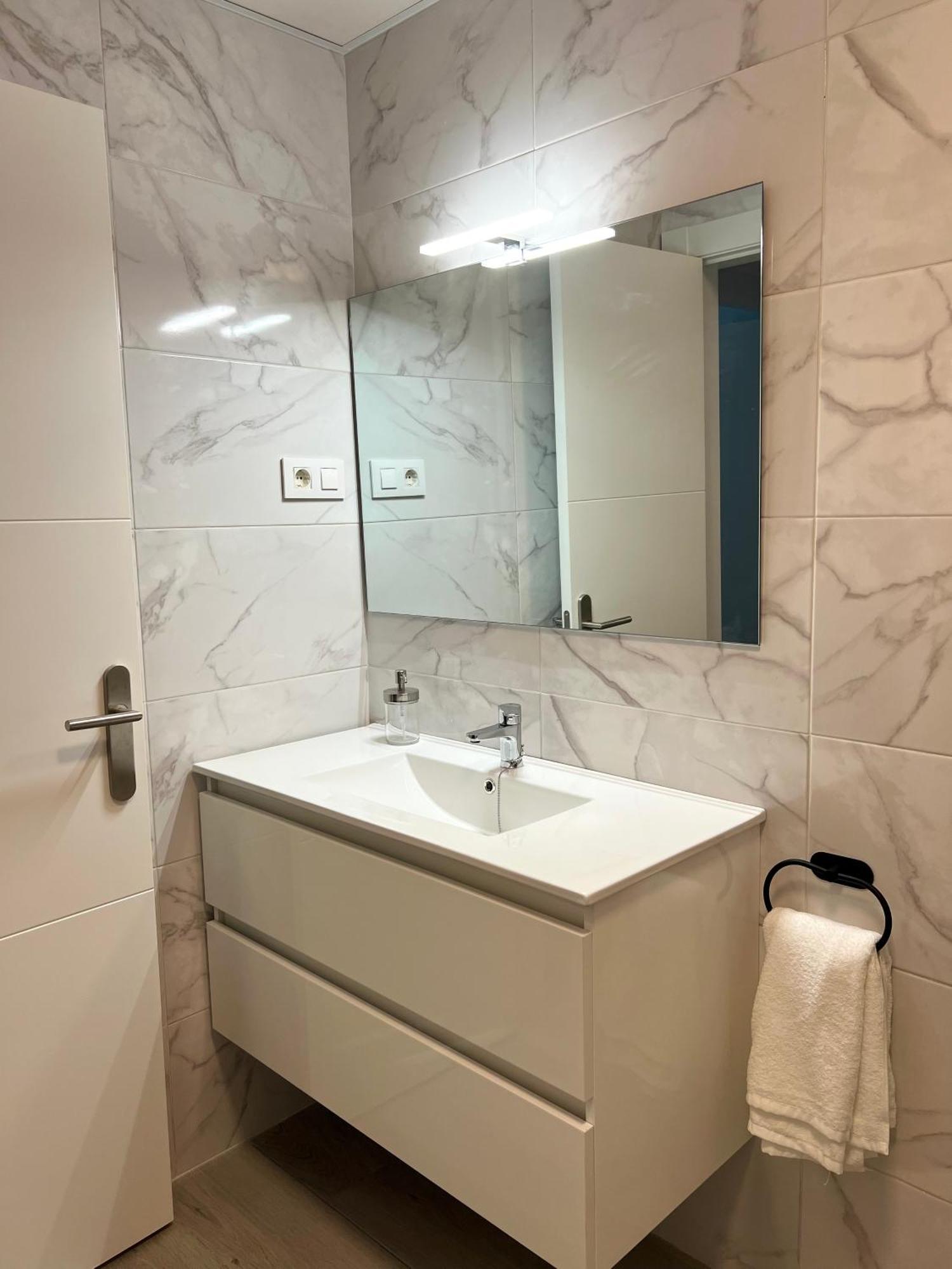 Amazing Apartment City Center - Optional Parking Malaga Luaran gambar